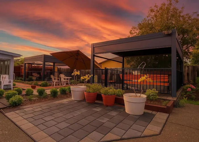 Natural Geothermal Hot Spring Retreat